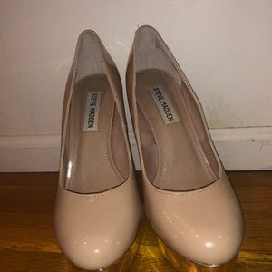 Steve Madden Tan Pumps